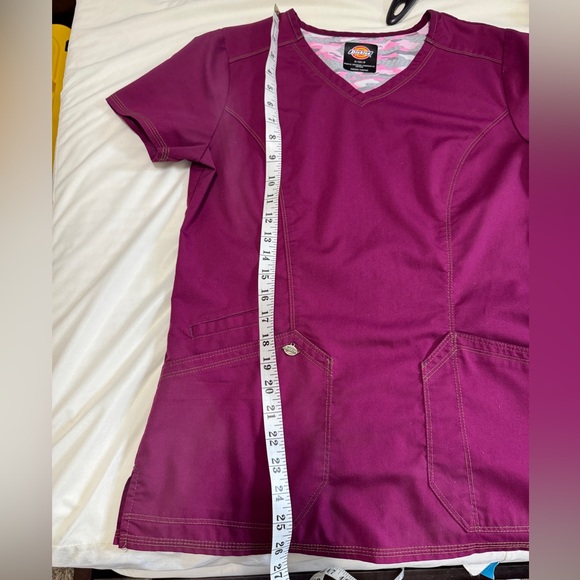 Dickies Scrub Top Women’s Size Small - Picture 8 of 10